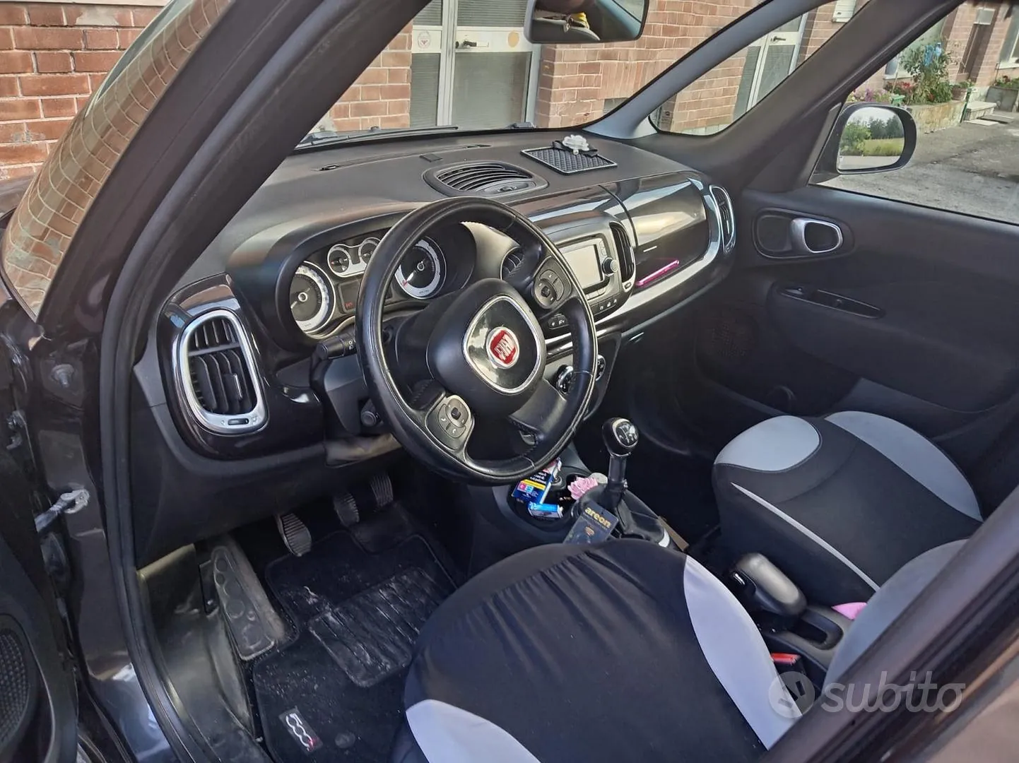 Fiat 500L 2015 photo 2