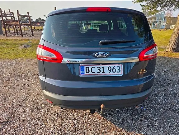 Ford S-Max 2011 photo 3
