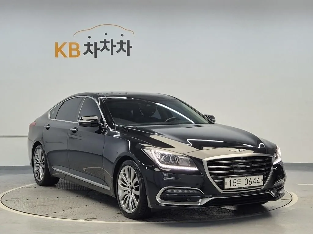 Genesis G80 2017 photo 4