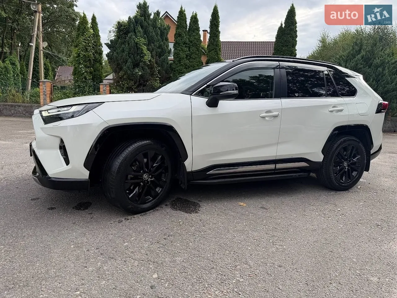 Toyota Rav4 2022 photo 2