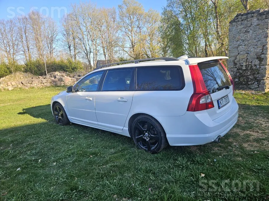 Volvo V70
