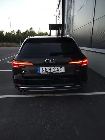 Audi A4 2016 photo 2