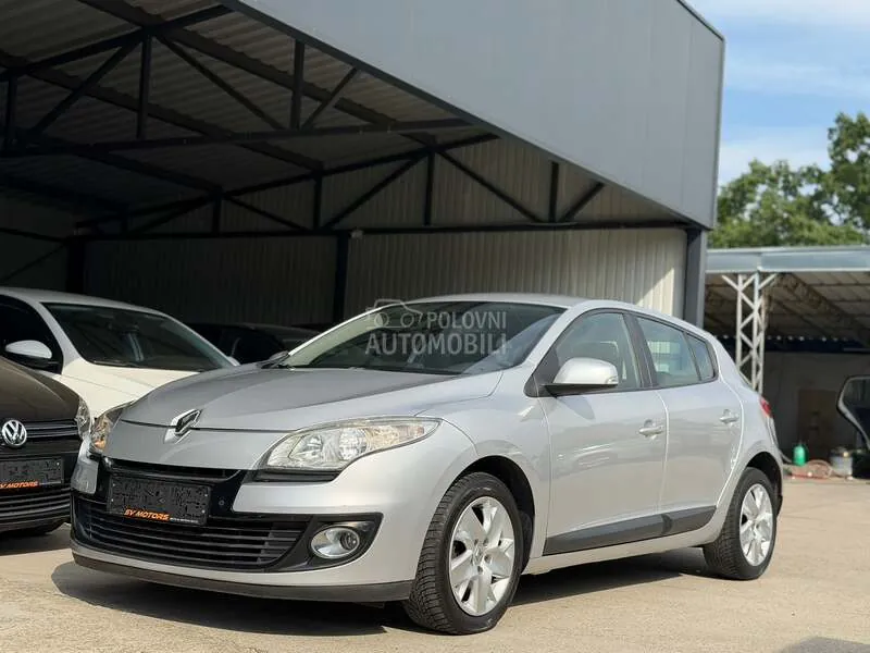 Renault Megane 2012 photo 2