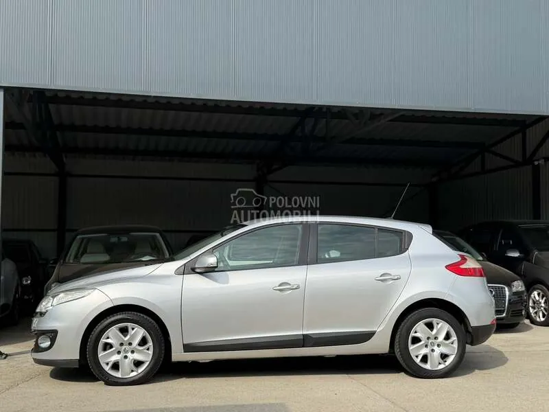 Renault Megane 2012 photo 5