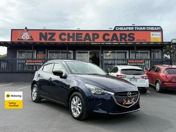 Mazda Demio 2014 photo 2