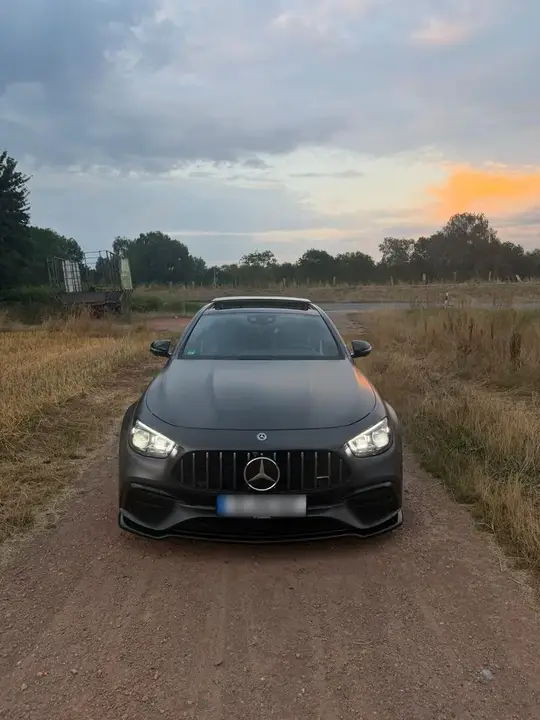 Mercedes-Benz E63S Amg