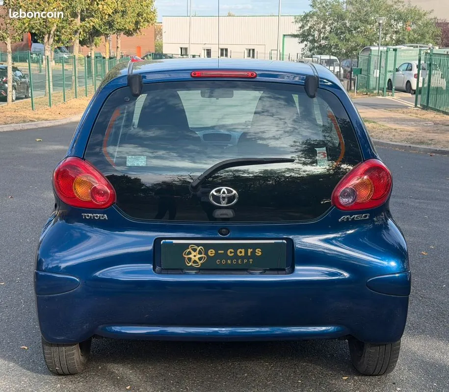 Toyota Aygo 2009 photo 3