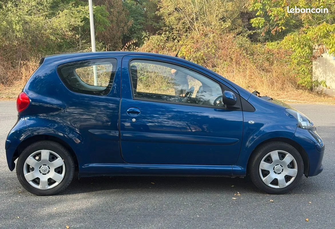 Toyota Aygo 2009 photo 5