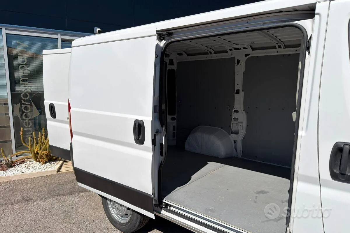 Peugeot Boxer 2022 photo 5