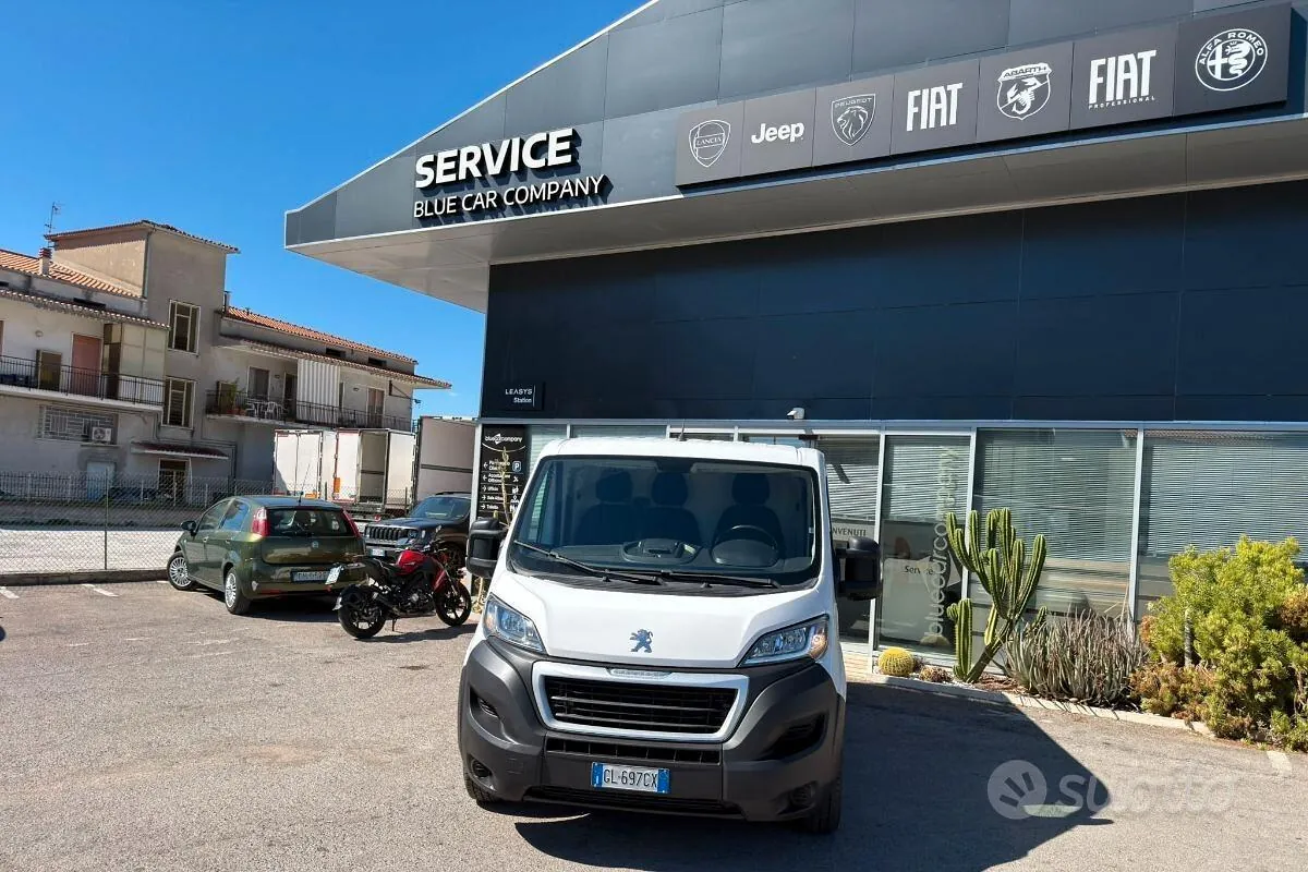 Peugeot Boxer 2022 photo 2