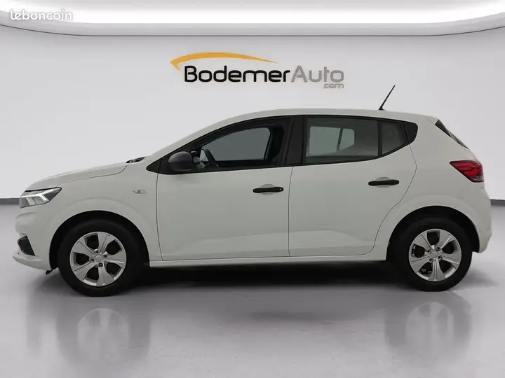 Dacia Sandero 2024 photo 2