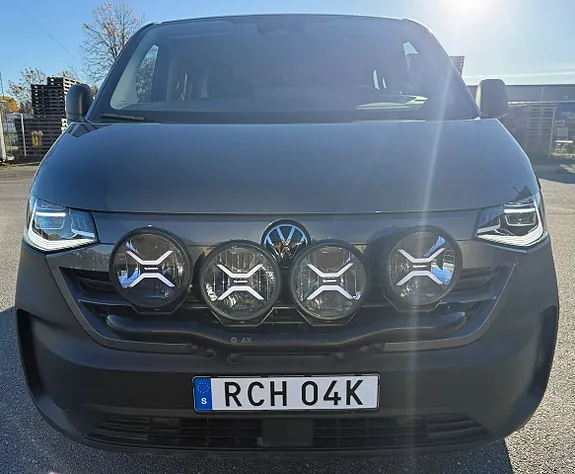Volkswagen Transporter 2025 photo 2