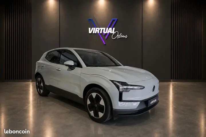Volvo Ex30 2024 photo 2