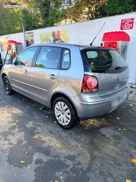 Volkswagen Polo 2008 photo 2