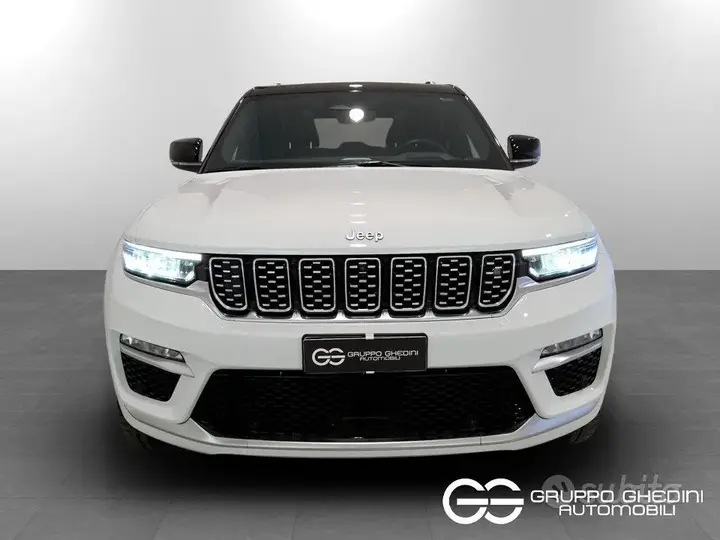 Jeep Grand Cherokee 2023 photo 4