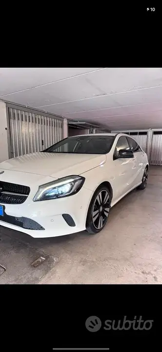 Mercedes-Benz A 200 D Sport 2016 photo 2