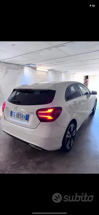 Mercedes-Benz A 200 D Sport 2016 photo 4