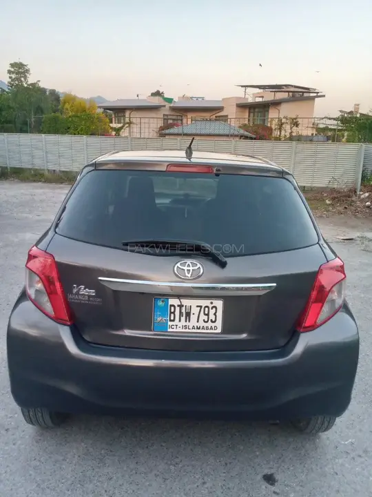 Toyota Vitz