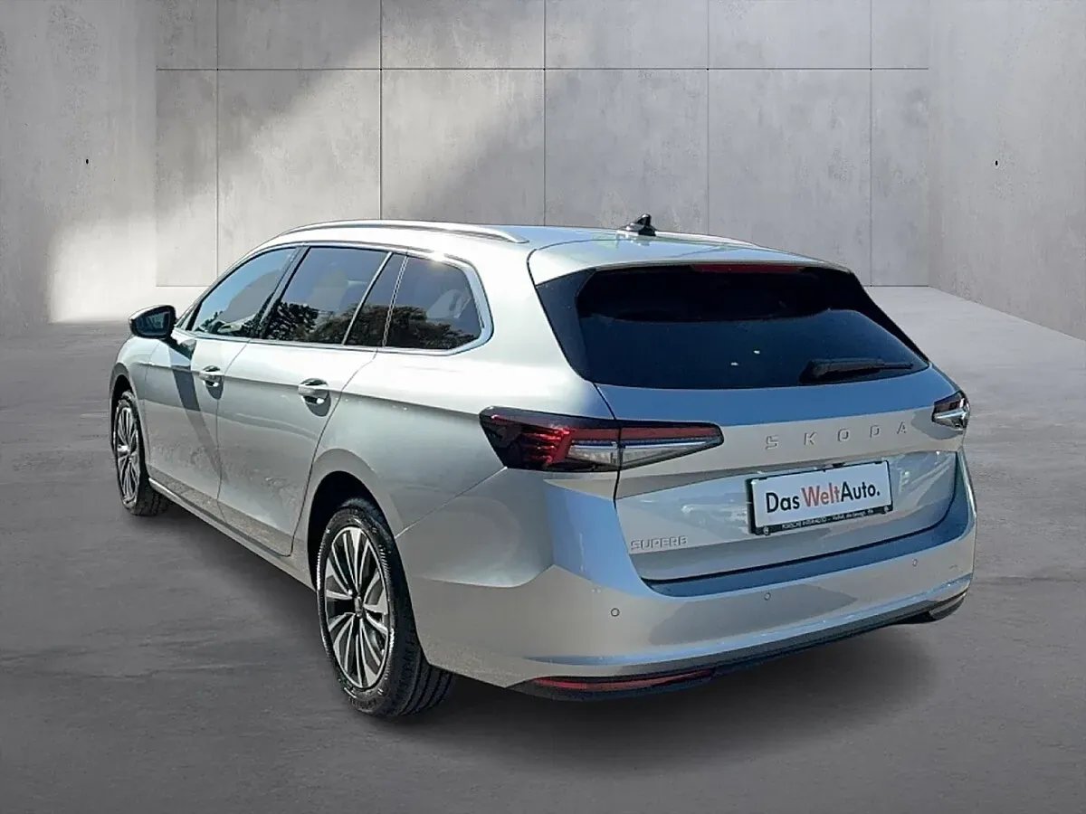 Skoda Superb 2026 photo 3