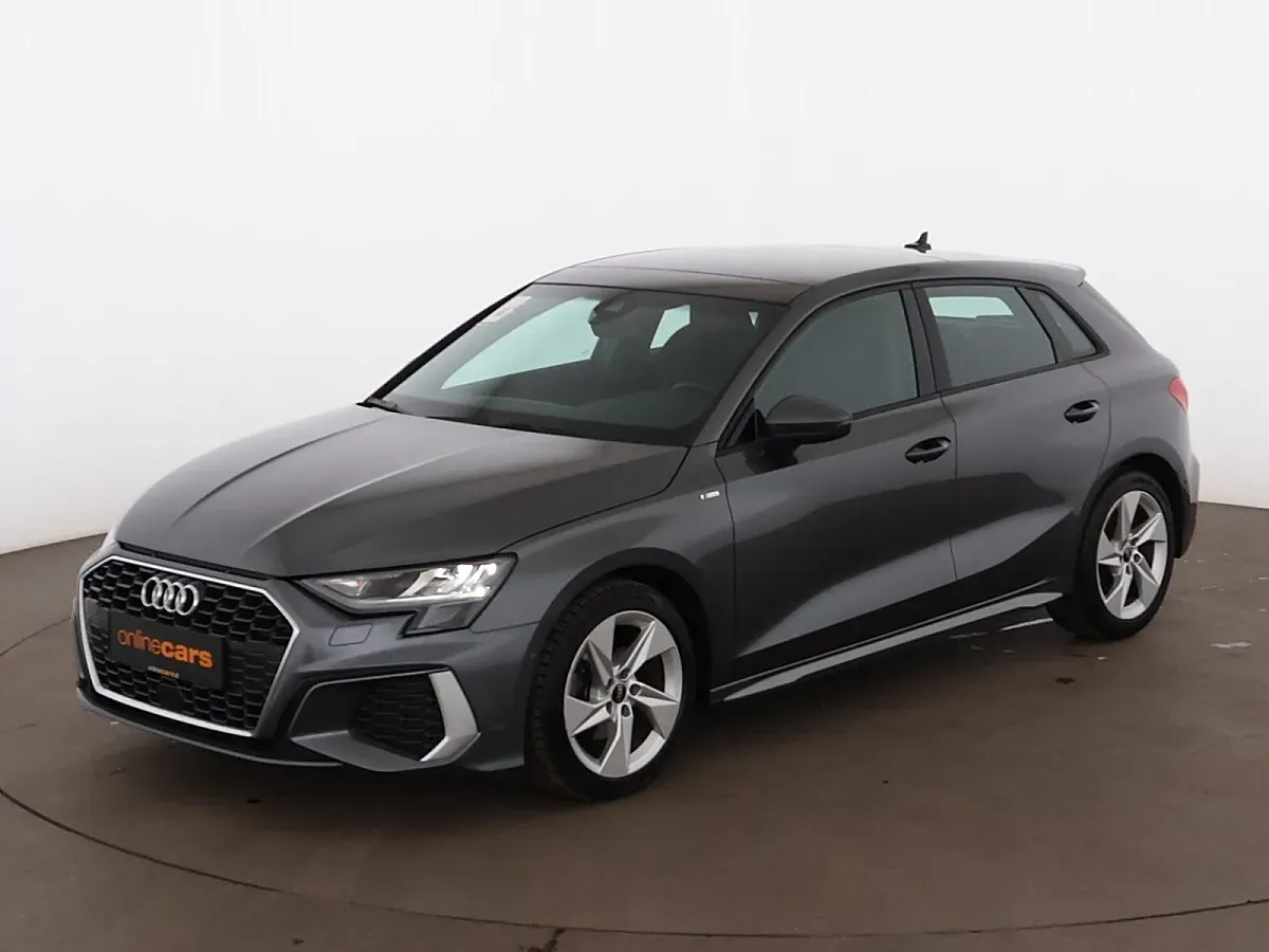 Audi A3 2022 photo 2