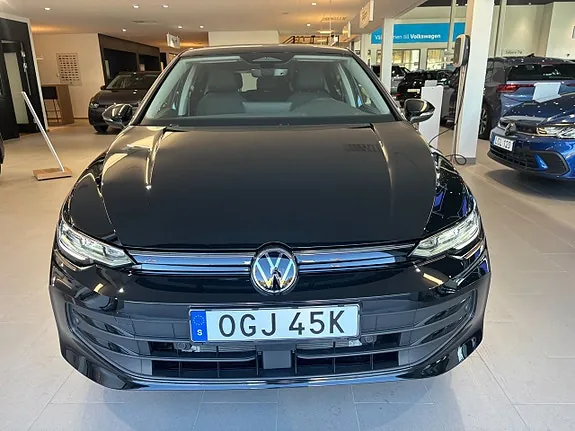 Volkswagen Golf I 2026 photo 4