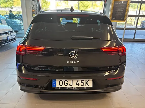 Volkswagen Golf I 2026 photo 3