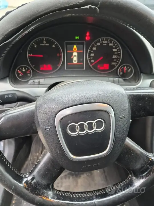 Audi A4 2005 photo 2