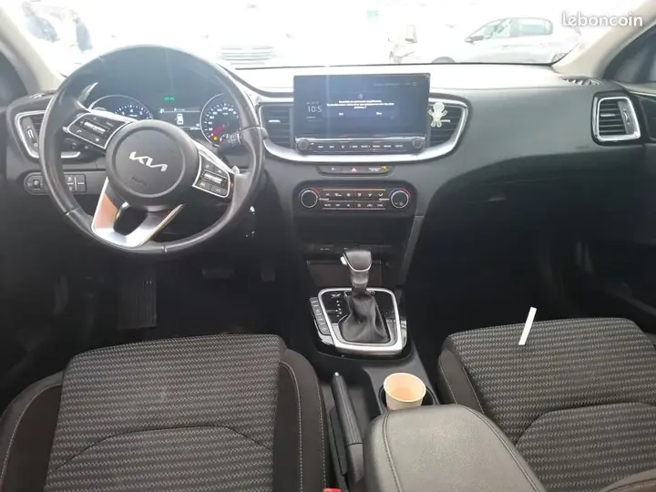 Kia Ceed 2023 photo 5