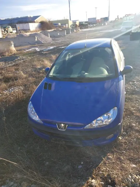 Peugeot 206