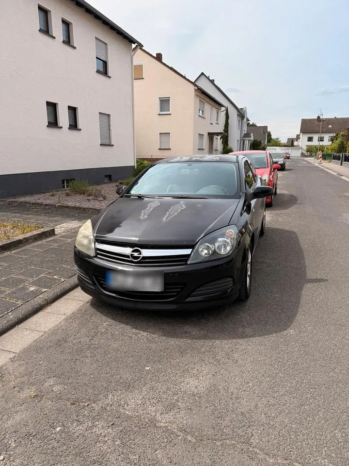 Opel Astra H Gtc
