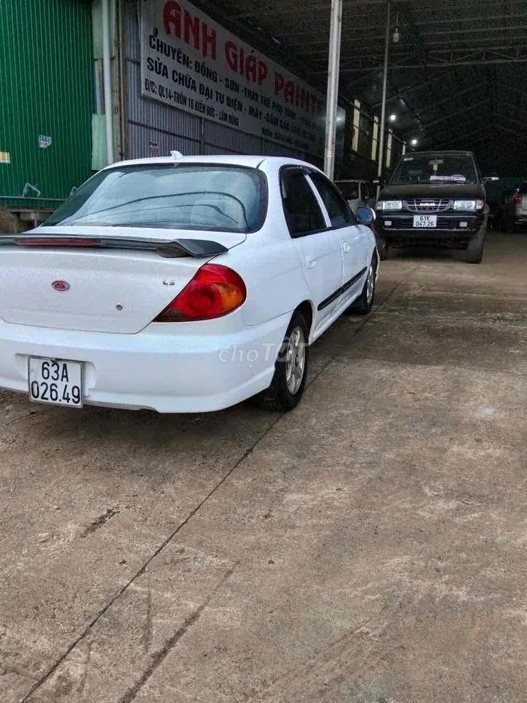 Kia Spectra 2005 photo 5