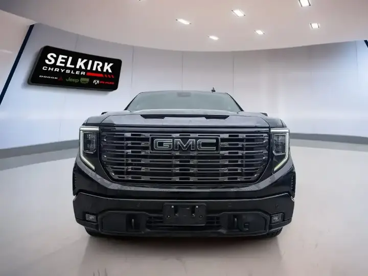 GMC Sierra 1500 2026 photo 2