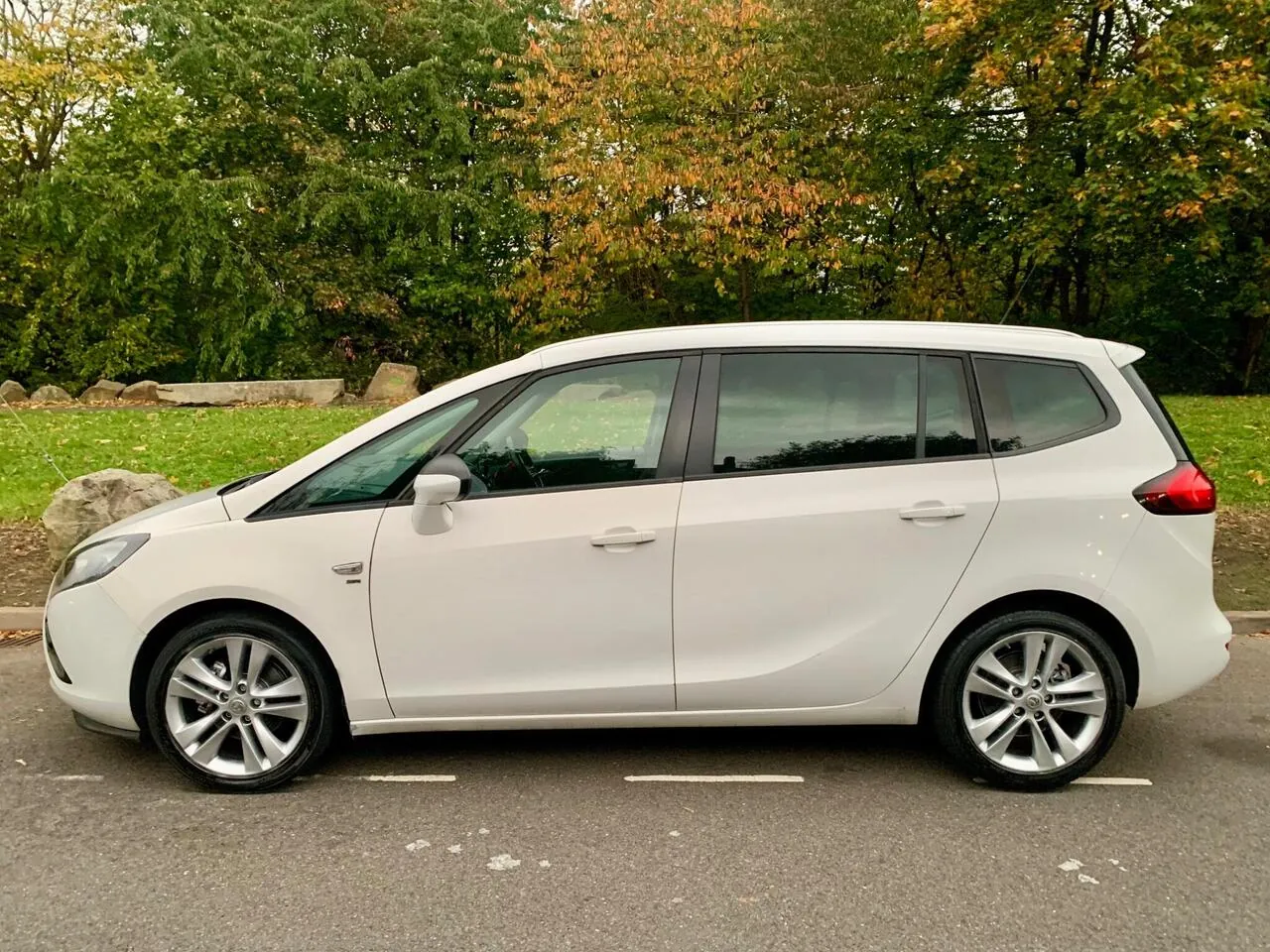 Vauxhall Zafira 2016 photo 2
