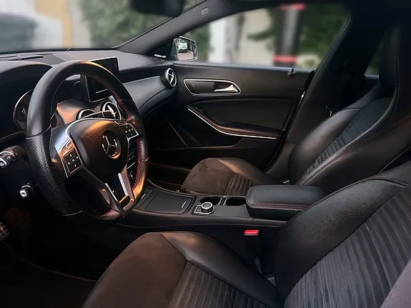 Mercedes-Benz Cla250 2013 photo 3