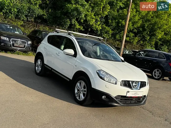 Nissan Qashqai 2012 photo 4