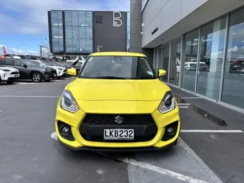 Suzuki Swift 2018 photo 5