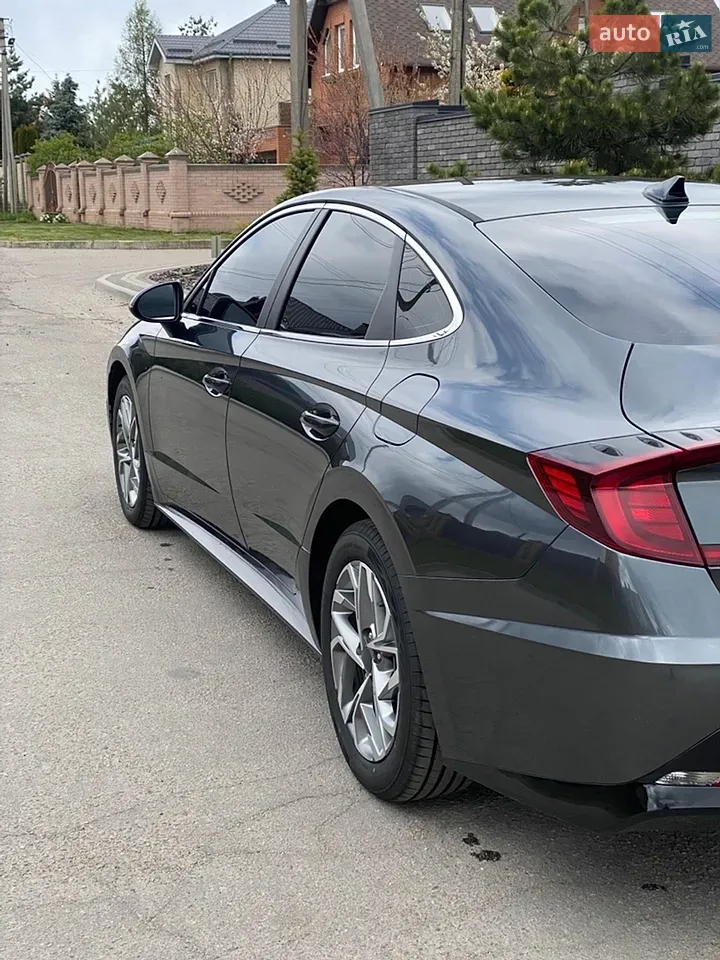 Hyundai Sonata 2022 photo 3