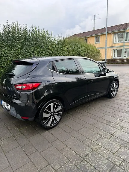Renault Clio 2016 photo 2