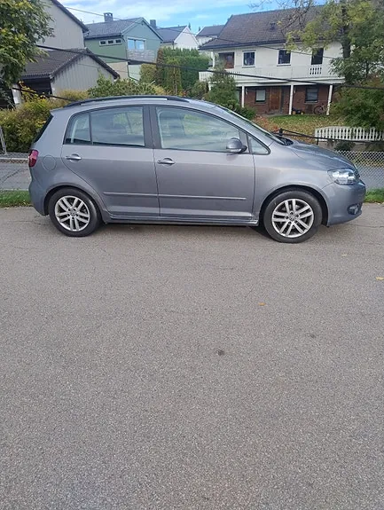 Volkswagen Golf Plus 2011 photo 2