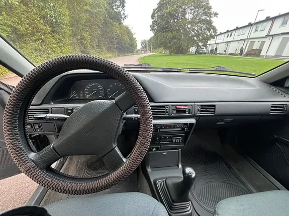 Mazda 323C 1994 photo 5