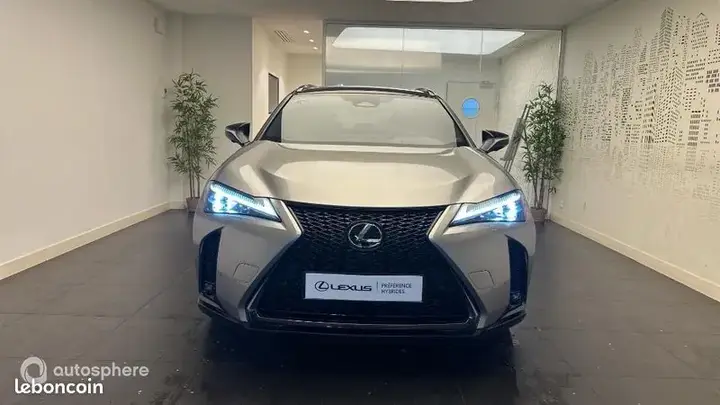Lexus Ux 2024 photo 2