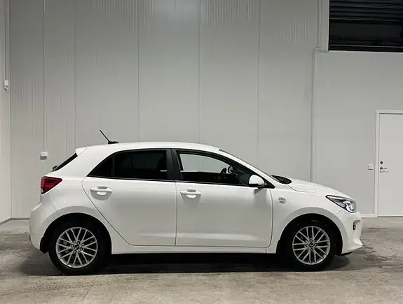 Kia Rio 2019 photo 2