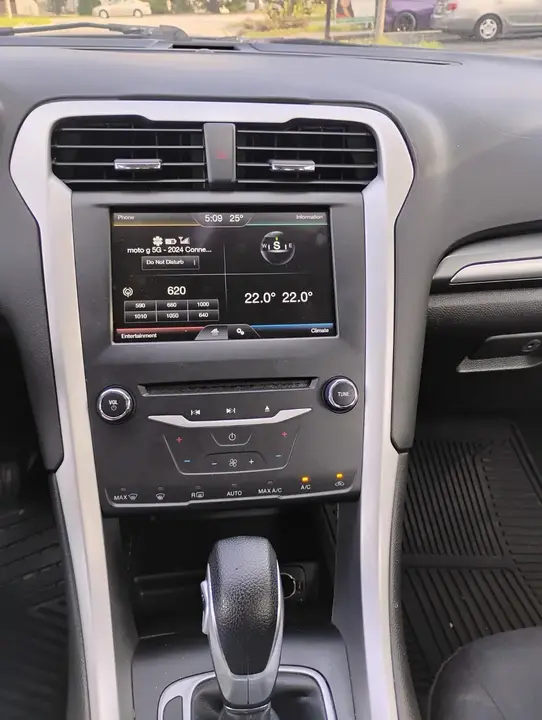 Ford Fusion 2015 photo 5