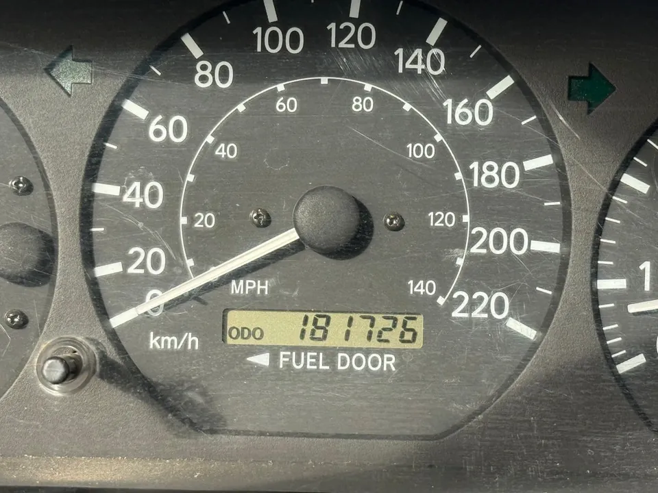 Toyota Camry 2000 photo 4