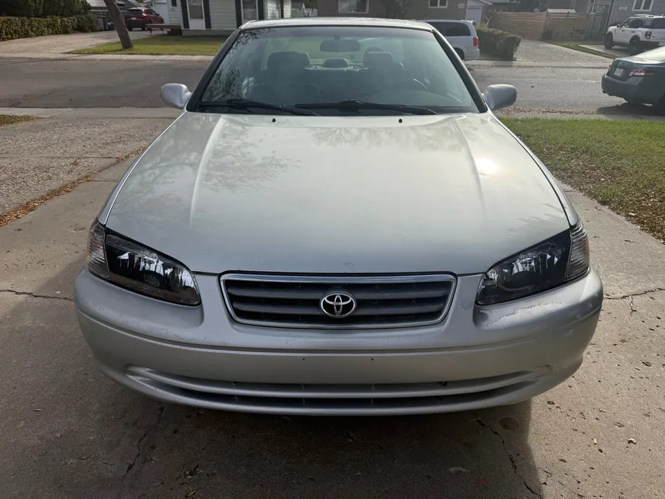 Toyota Camry 2000 photo 3