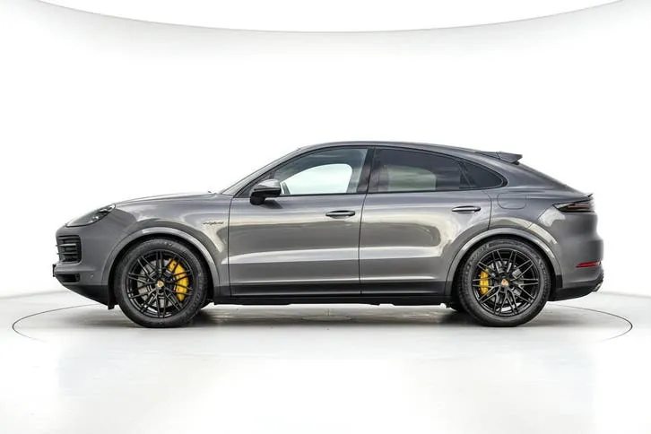 Porsche Cayenne 2025 photo 2