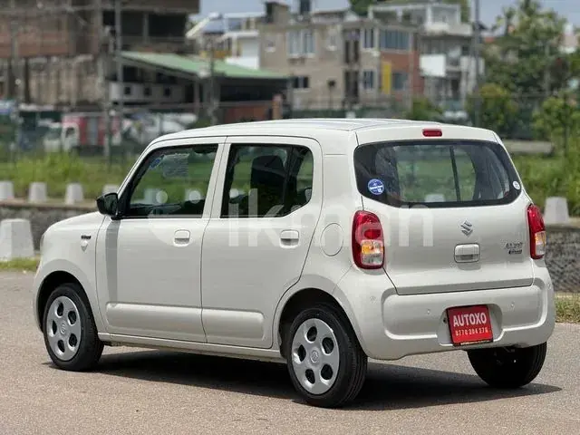 Suzuki Alto 2024 photo 4