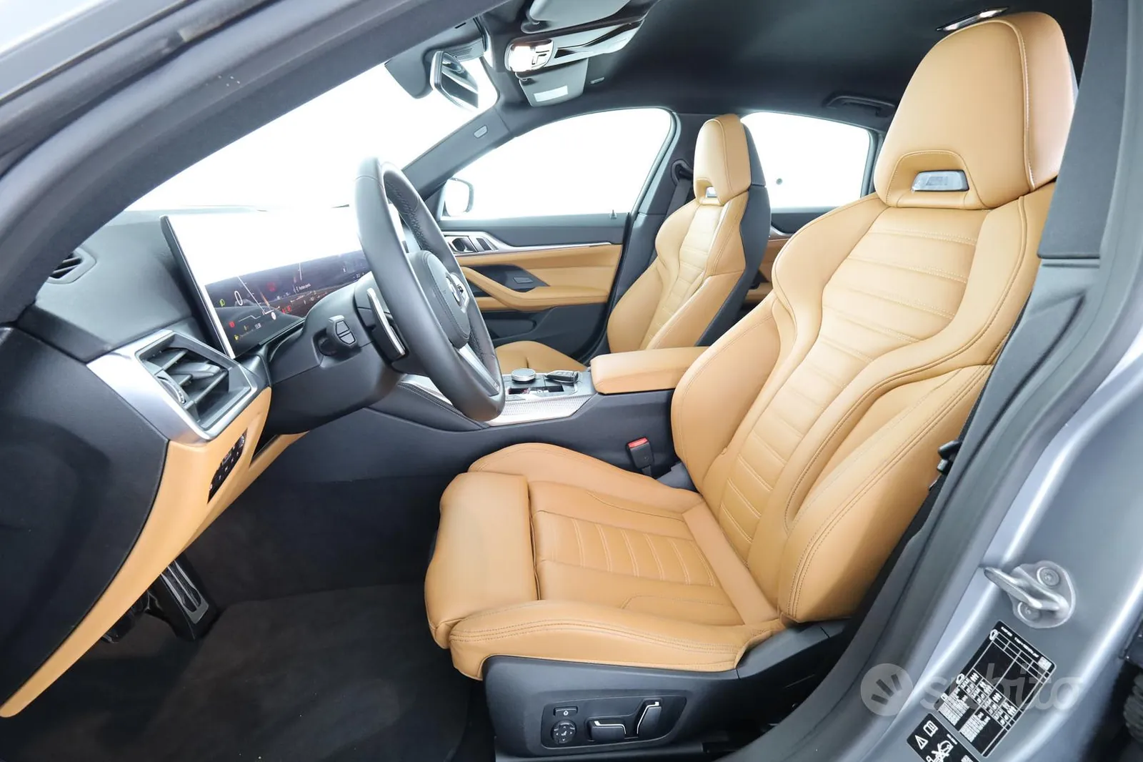 BMW 4 Series 2024 photo 2