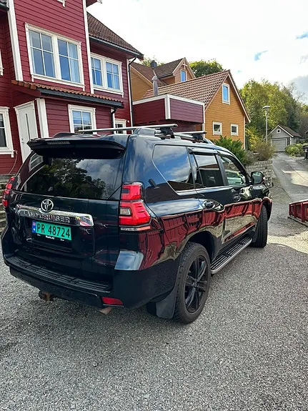 Toyota Land Cruiser 2018 photo 3