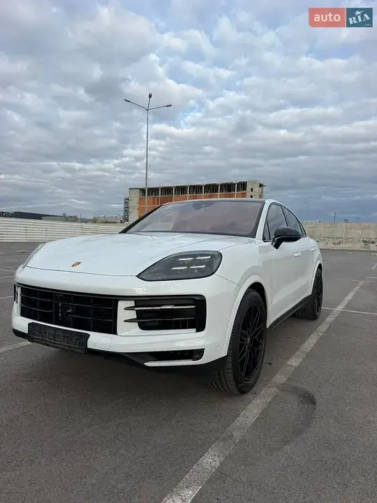 Porsche Cayenne 2023 photo 3